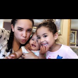 Meet your Posher, Ashley